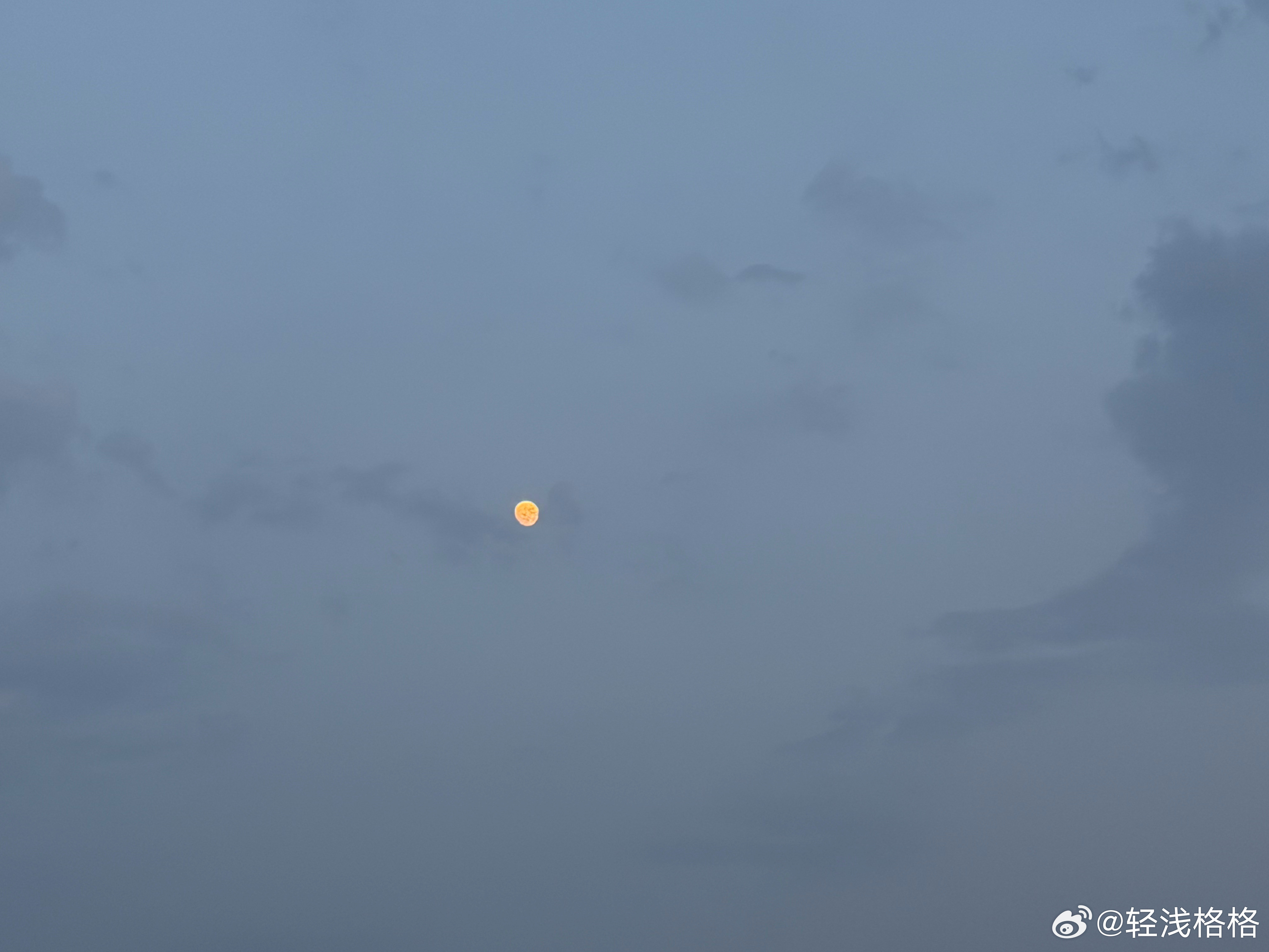 某一日早上五点爬起来整资料，一上午跟虚空了一样，当下已经到了无法熬夜也无法早起的