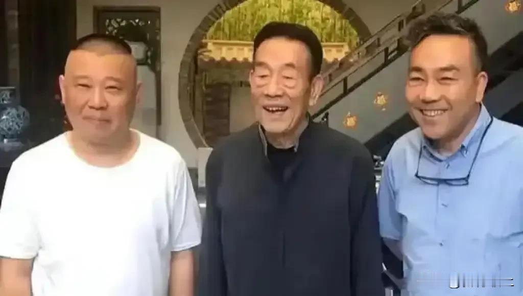 突然有点懂郭德纲了，杨少华哪哪都很好，但是有一个缺点是要不得的，那就是太想儿