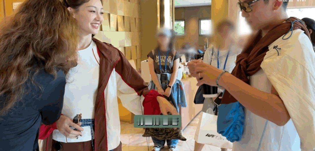 郑恺苗苗真没把我们当外人果然男明星家里的内裤也是有破洞的[