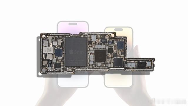 芯片工艺又跨一代。相比5nm，2nm性能提升10-15%，功耗降低2...