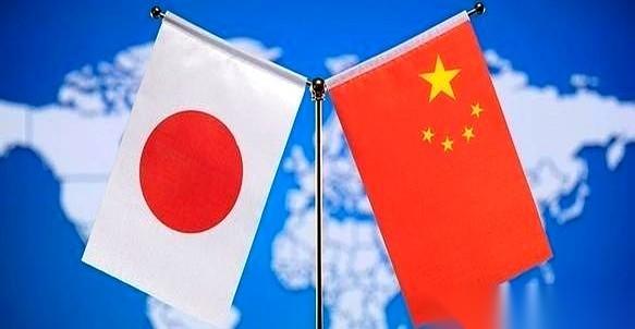 很多人都盯着地图问，对方都快把脚翘到咱们脸上了，为什么还不动手？别急，先看一张