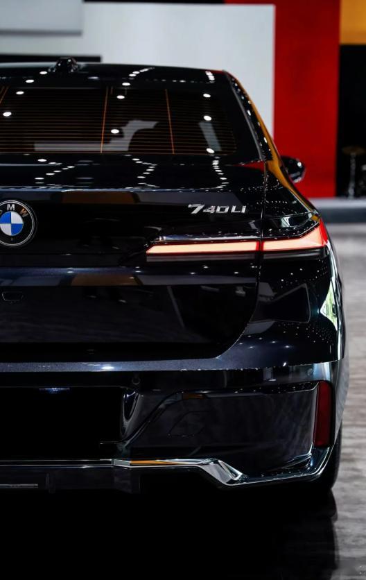 这一代的7系,怎么样?