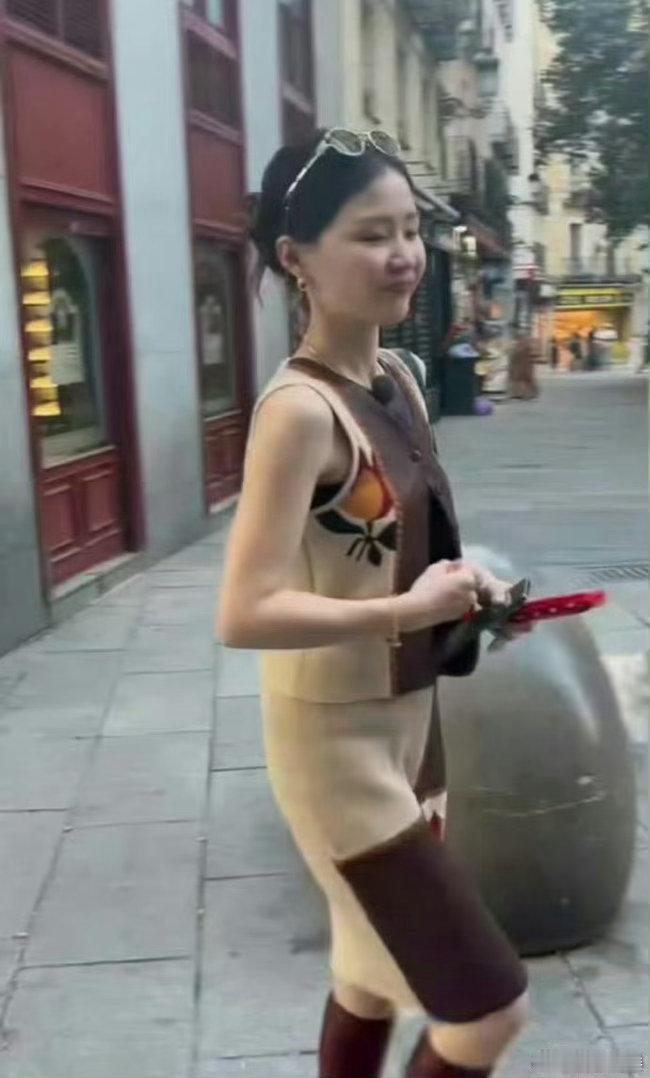 金靖：不要怀疑任何一张能进娱乐圈的脸​​​