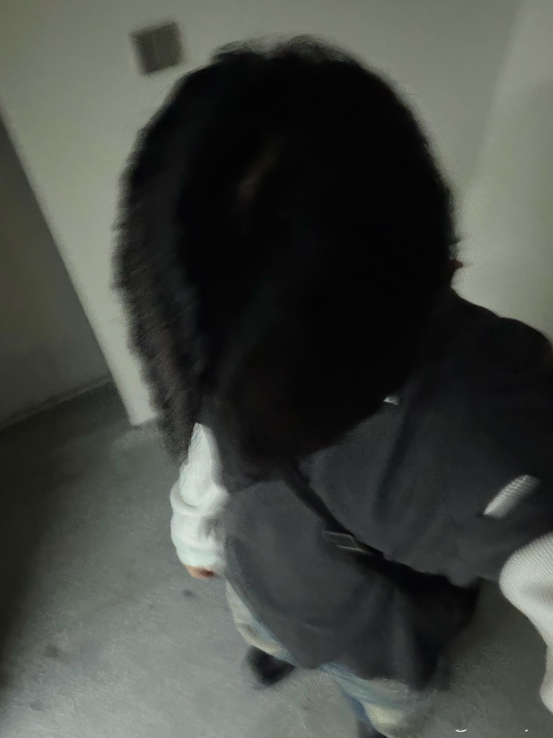 小孩子出门报备！