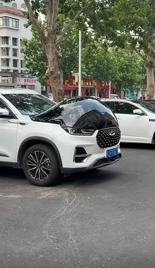 这车是咋了？汤头了嘛！[哭笑不得][哭笑不得][哭笑不得]