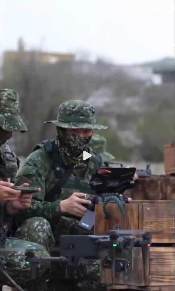 位于台中的伪台陆军第十军团的第58炮兵指挥部无人机大队实施“驻地战术训练”，模拟