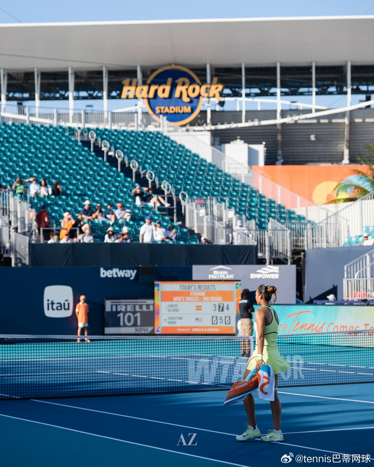 ins博主更新郑钦文🇨🇳赛场风景ins博主allenzhao发布，拍的真好