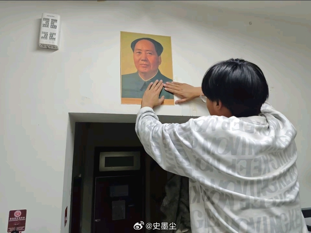 毛泽东同志我觉得我们还是不懂毛主席，我们只能试图去理解他。没有任何人敢说他懂主