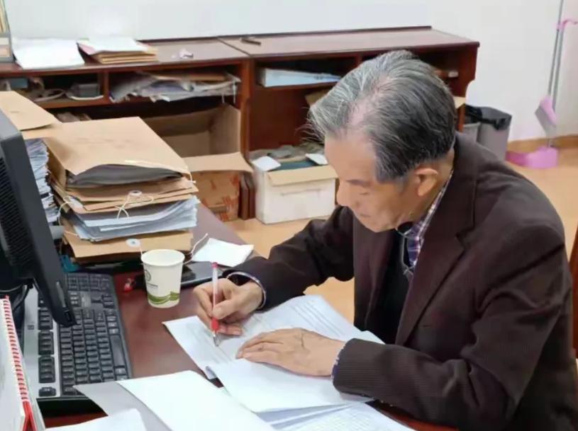 浅析当下部分年轻干部的职场不良风气一位老干部感叹：“被纷纷提拔至领导岗位的年轻