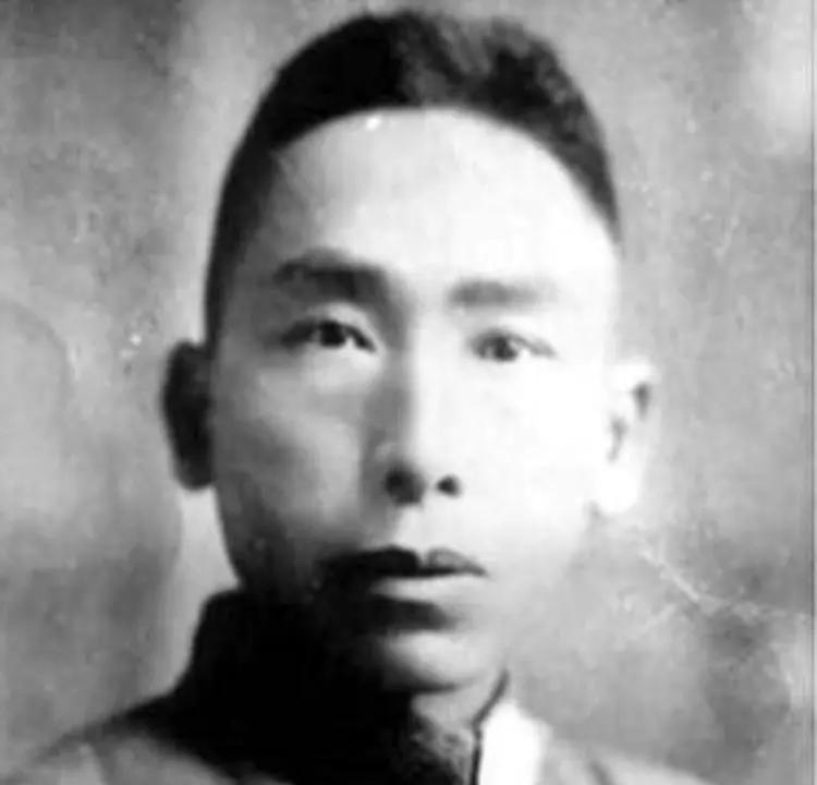 1949年4月24日，太原城破，长达六个月的攻防战终于结束。城里的人等来的不只是