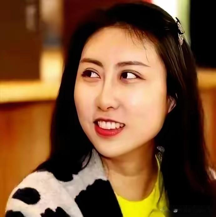 看了贾主席的这首诗，我突然感觉自己也能成为诗人~