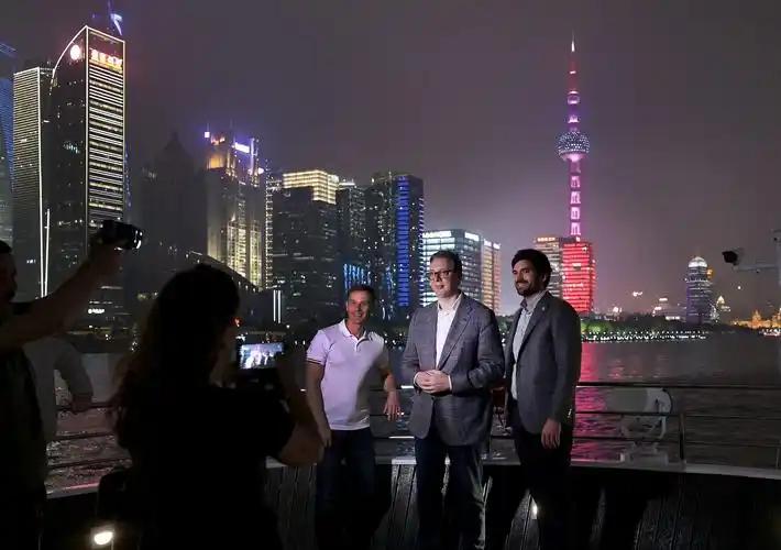 走遍长城嘉兴上海！武契奇实地见证中国科创基建腾飞 武契奇这次来中国，算是彻底