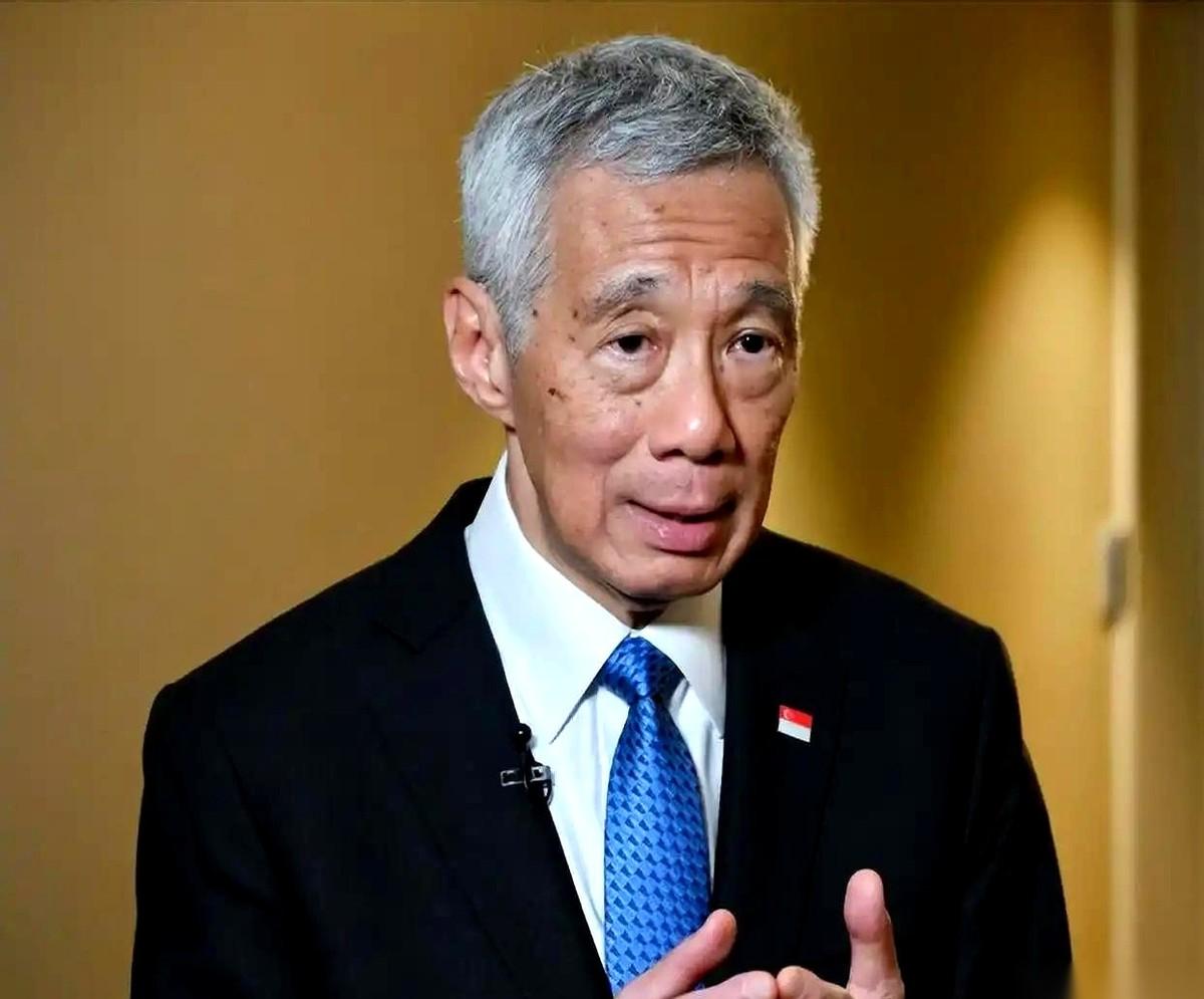 有几条大船，最近直接把新加坡给划掉了。最近航运圈里出现个怪现象，好些个在大