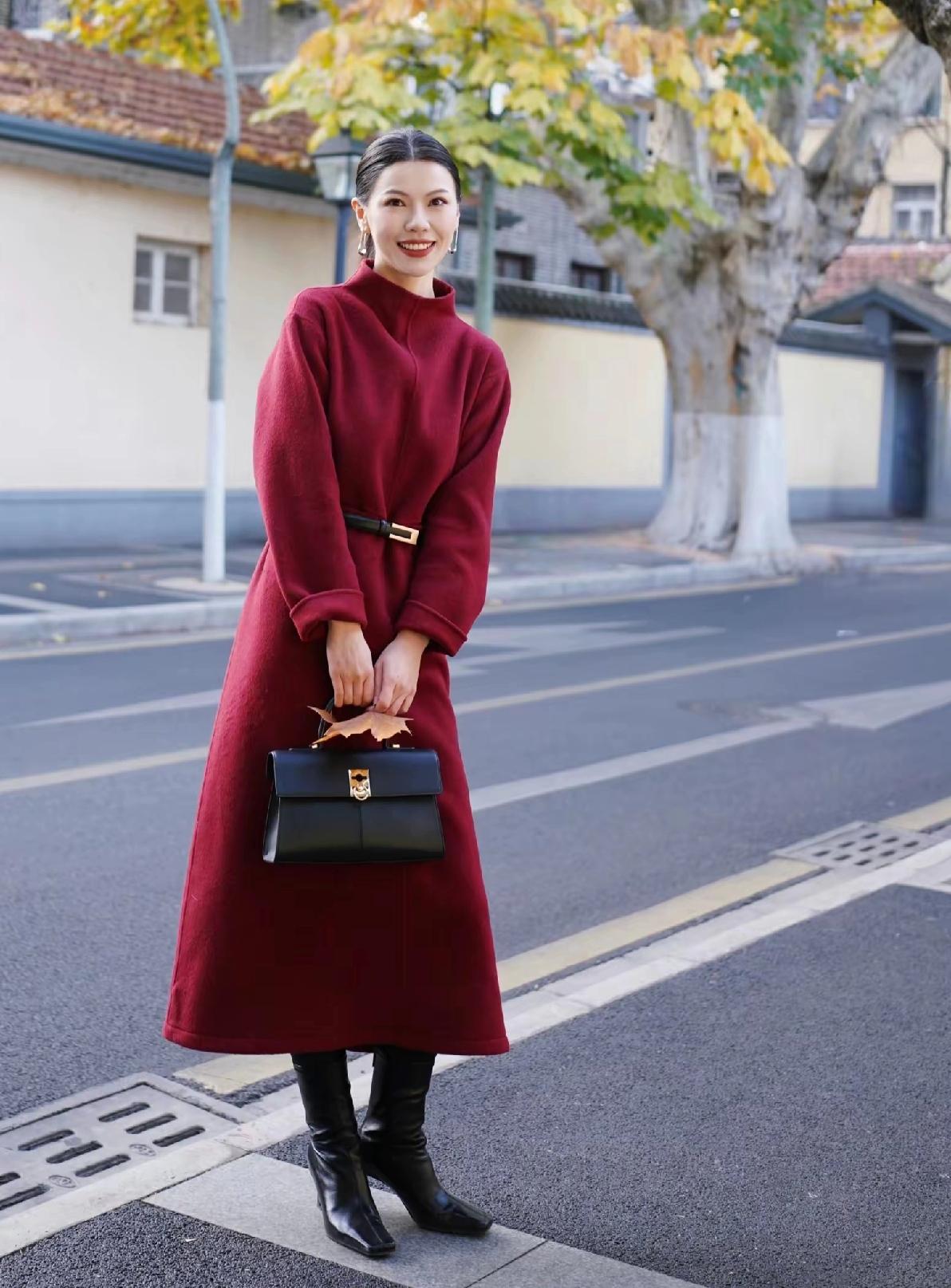 真正丰富人生的，往往不是顺境时的轻松，而是逆境中的成长。