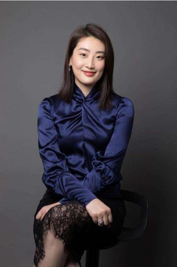 终于看清宗馥莉！宗馥莉明明可以留在国外逍遥偏偏一毕业就回来接班别人读