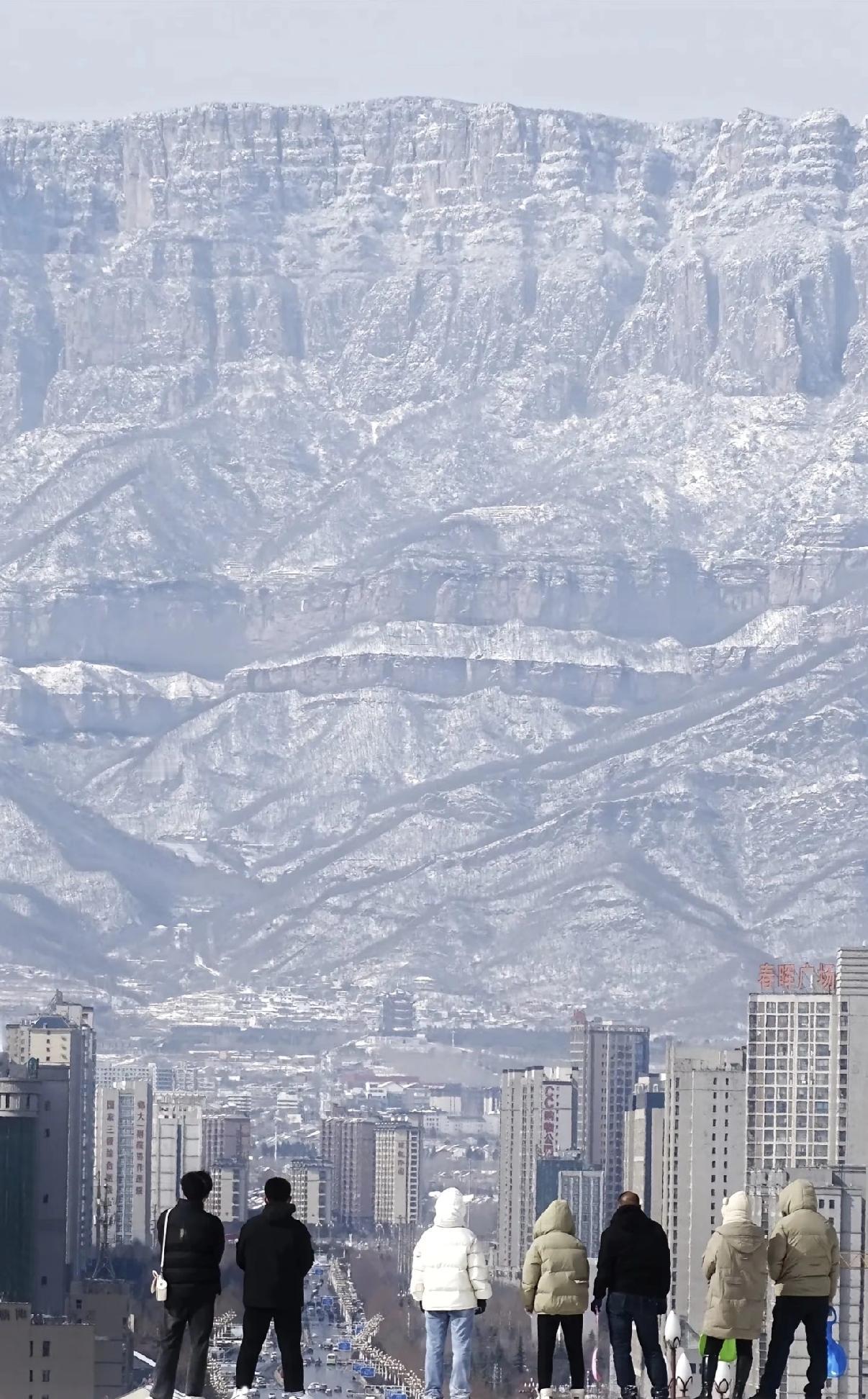 山西人在山沟里，不是在山顶上[捂脸哭][捂脸哭]