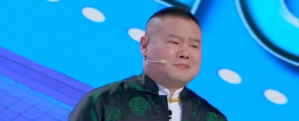 德云社岳云鹏深夜发文，晒十年前合影，因变化明显，被网友调侃