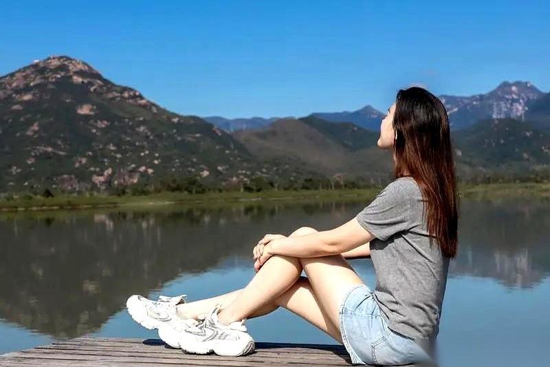 见过最绝的一件事儿没有？小三不仅没上位，还掏钱帮着原配，把自己情夫的三个孩子拉