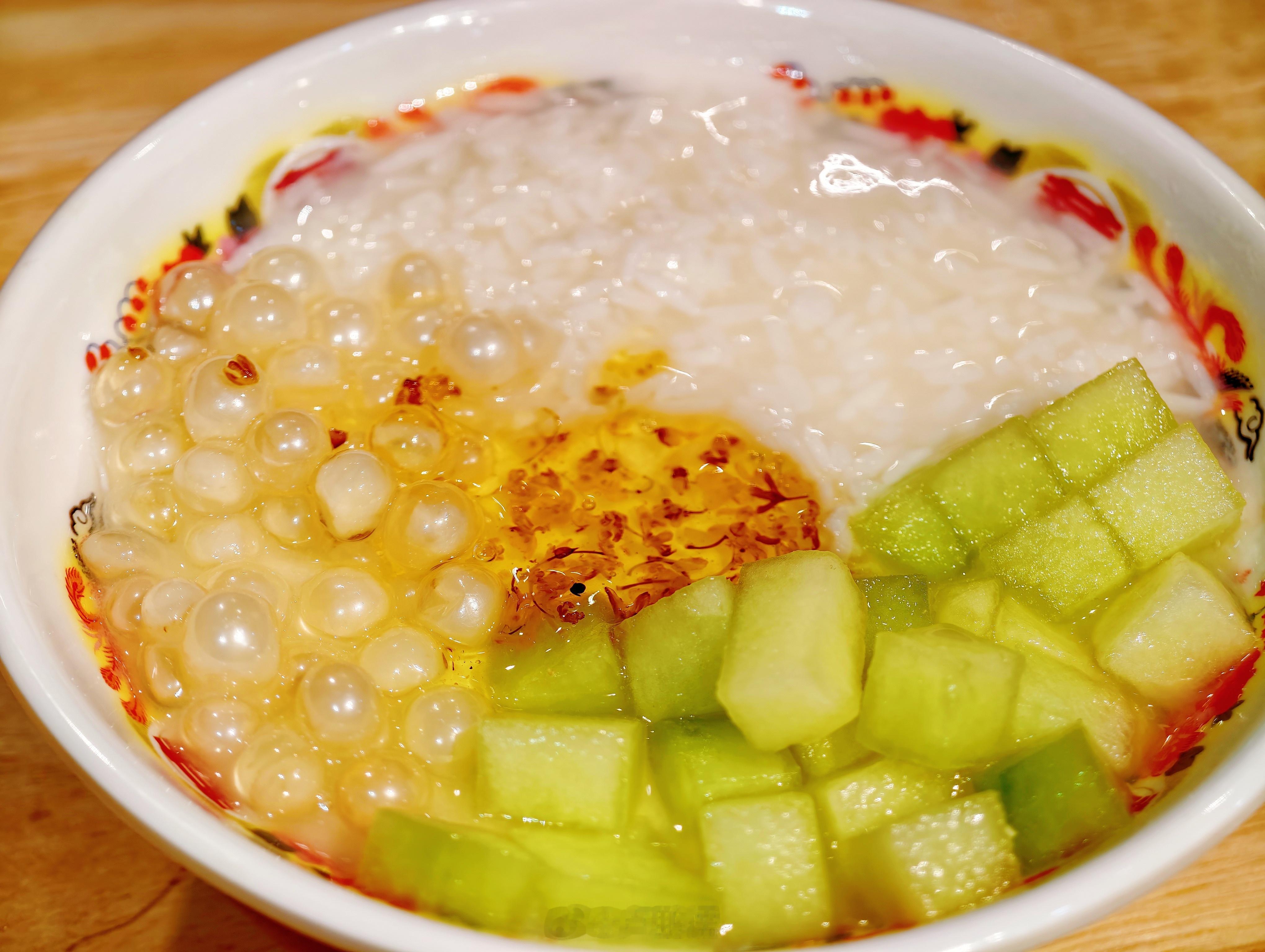 整个毛血旺夜宵犒劳一下自己逛吃逛吃卢小卢篮球世界