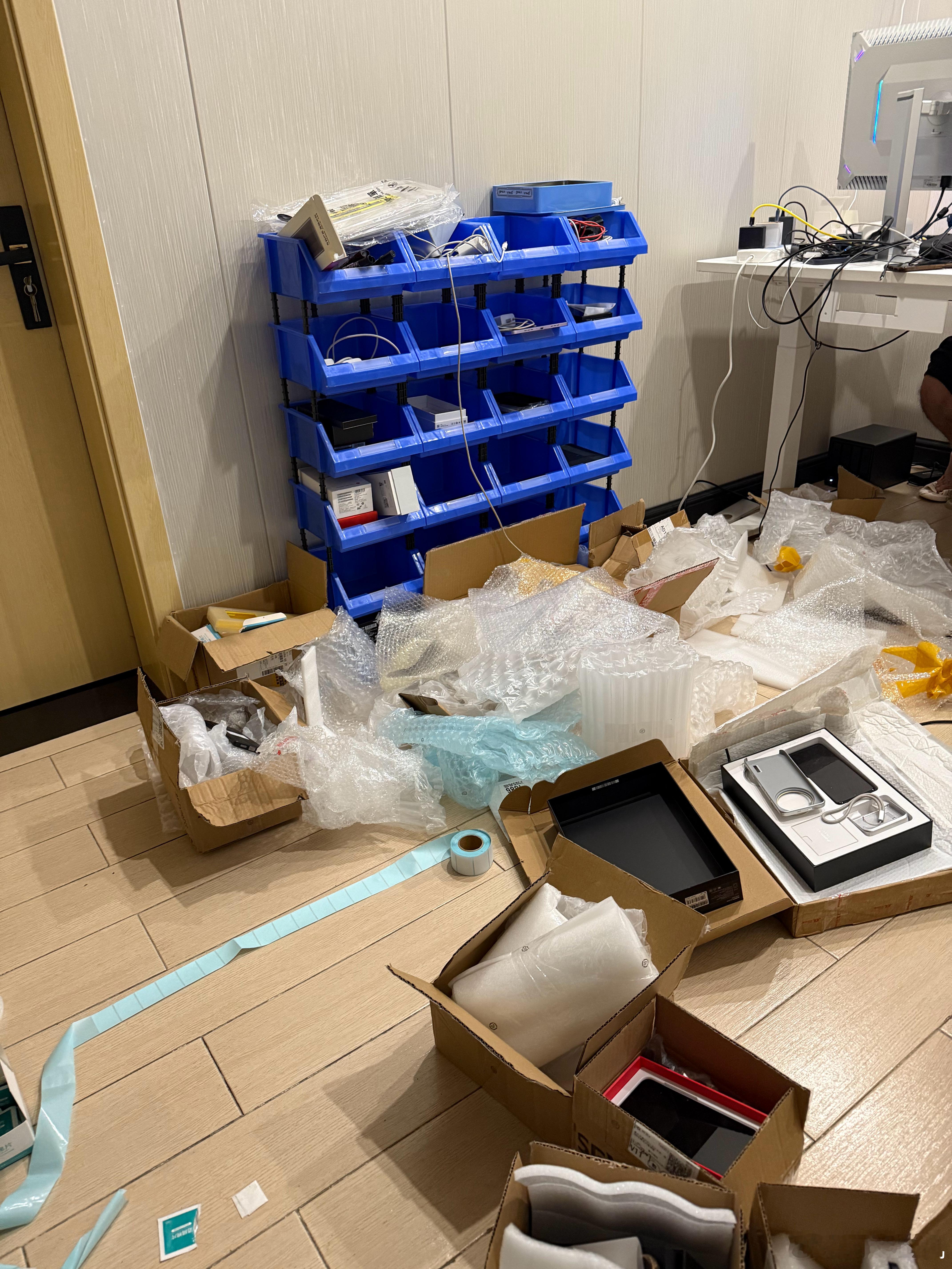 今年自媒体比往年更难做了，那家公认最大方的品牌，今年也在收缩预算，因为实在被自媒