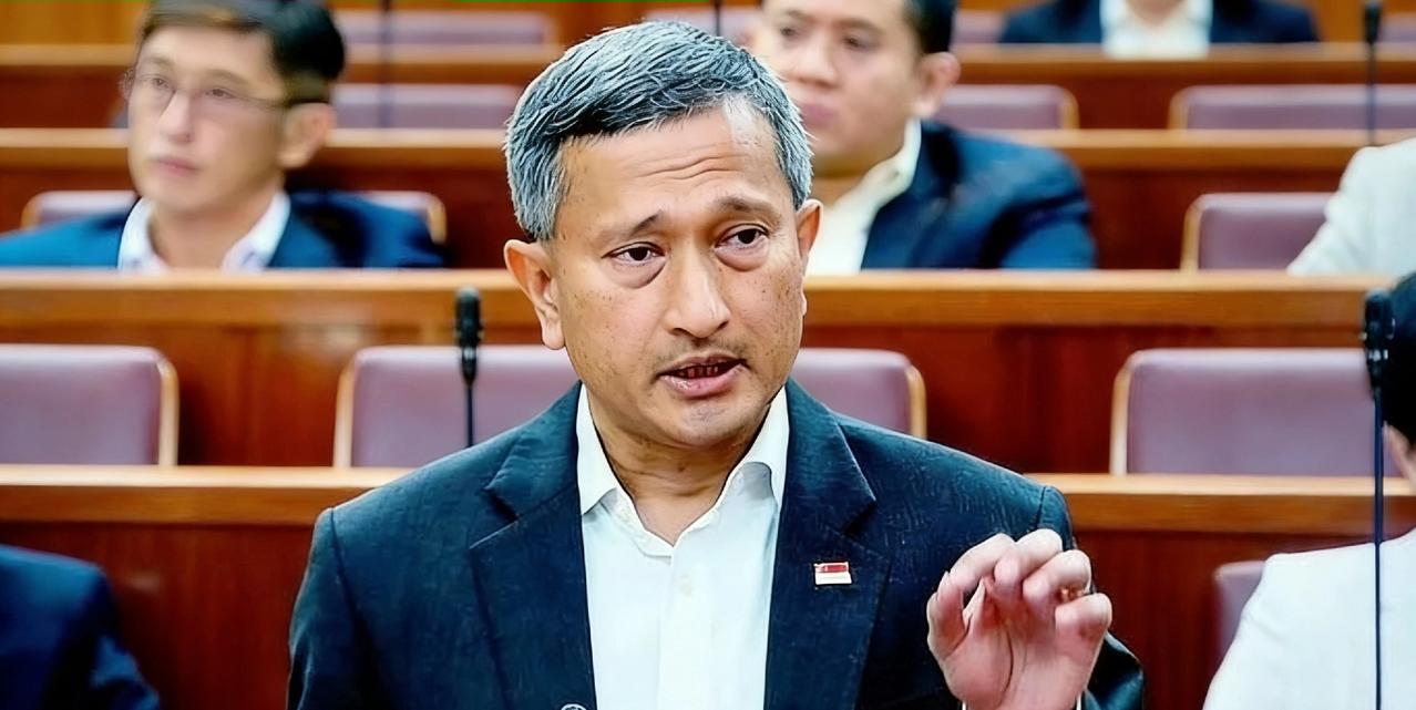 新加坡外长这次是真的坐不住了，连场面话都顾不上说。新加坡外长维文不高兴了，这