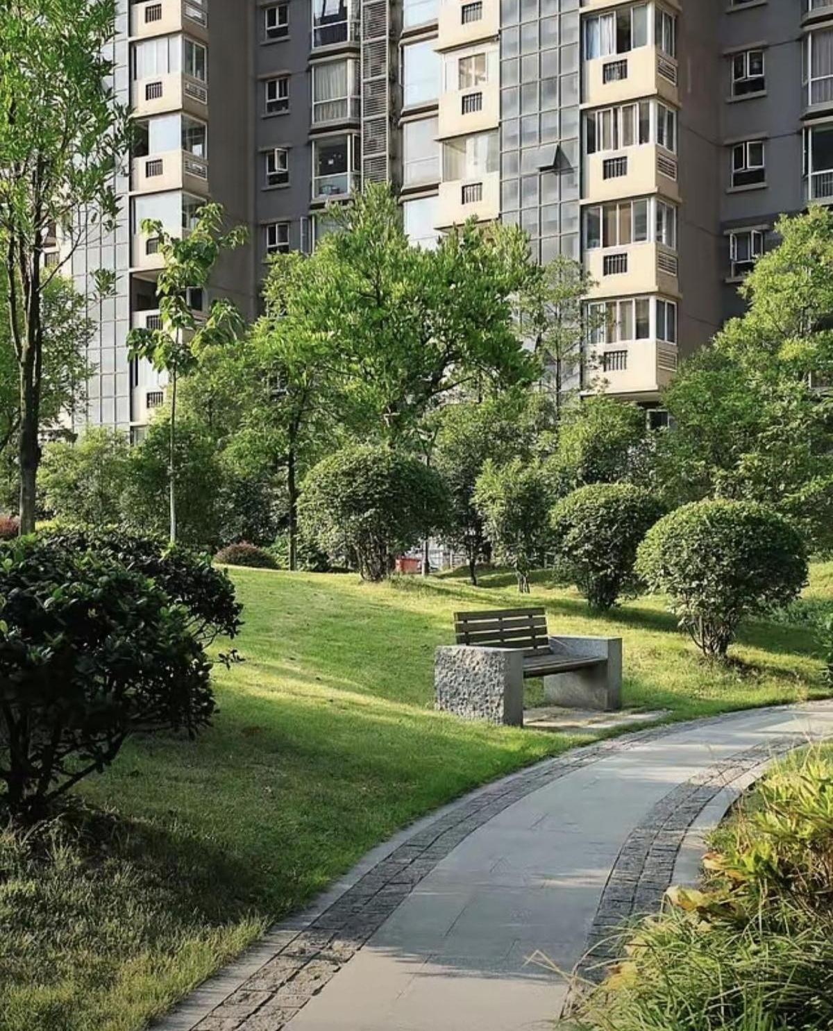 十几个求救电话打过去，接通第一句竟是“爸，能不能注意点时间？”换成你，心寒不心寒