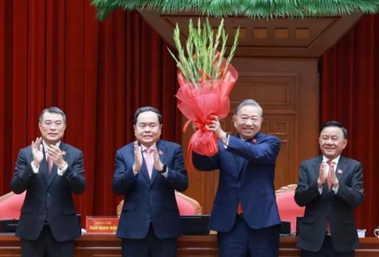 越南领导人在大会上斩钉截铁，追赶中国只许成功不许失败 但只要扒开数据就清楚，