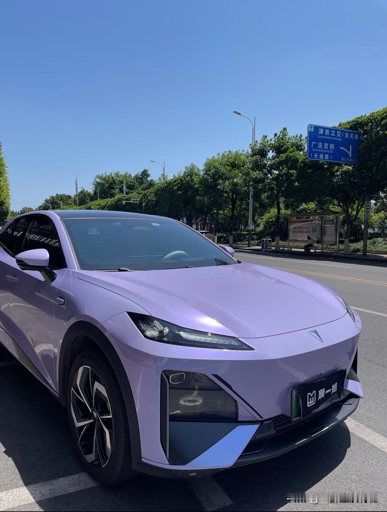 同事那台深蓝才开一万多公里，电池就明显衰减，可检测报告却写着“一切正常”。上