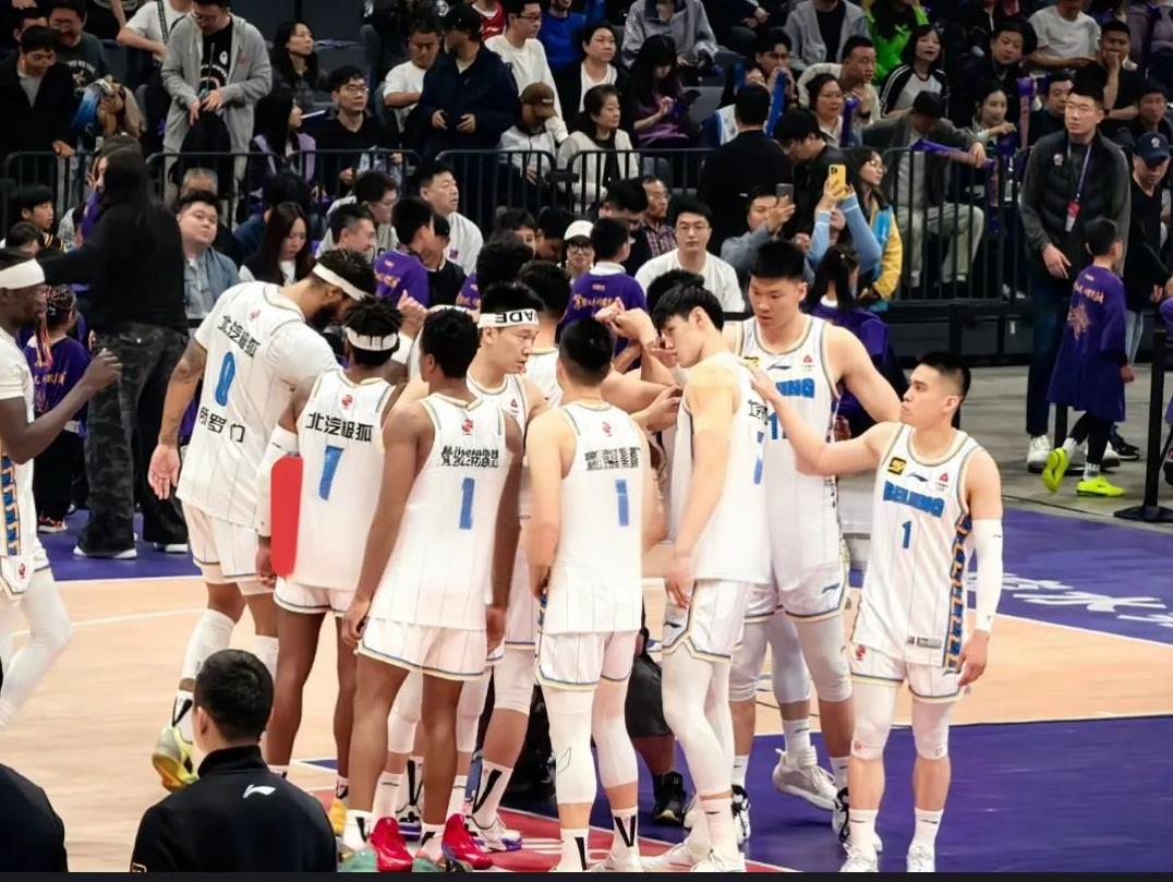 坏消息怕什么来什么，是谁在破坏团结CBA总决赛已经进行四场，浙江广厦连续攻克北