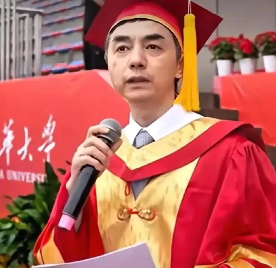 西华的李校长，你真不该听那个学生的话，自己走下去，老师们也都跟着走下去。你应该