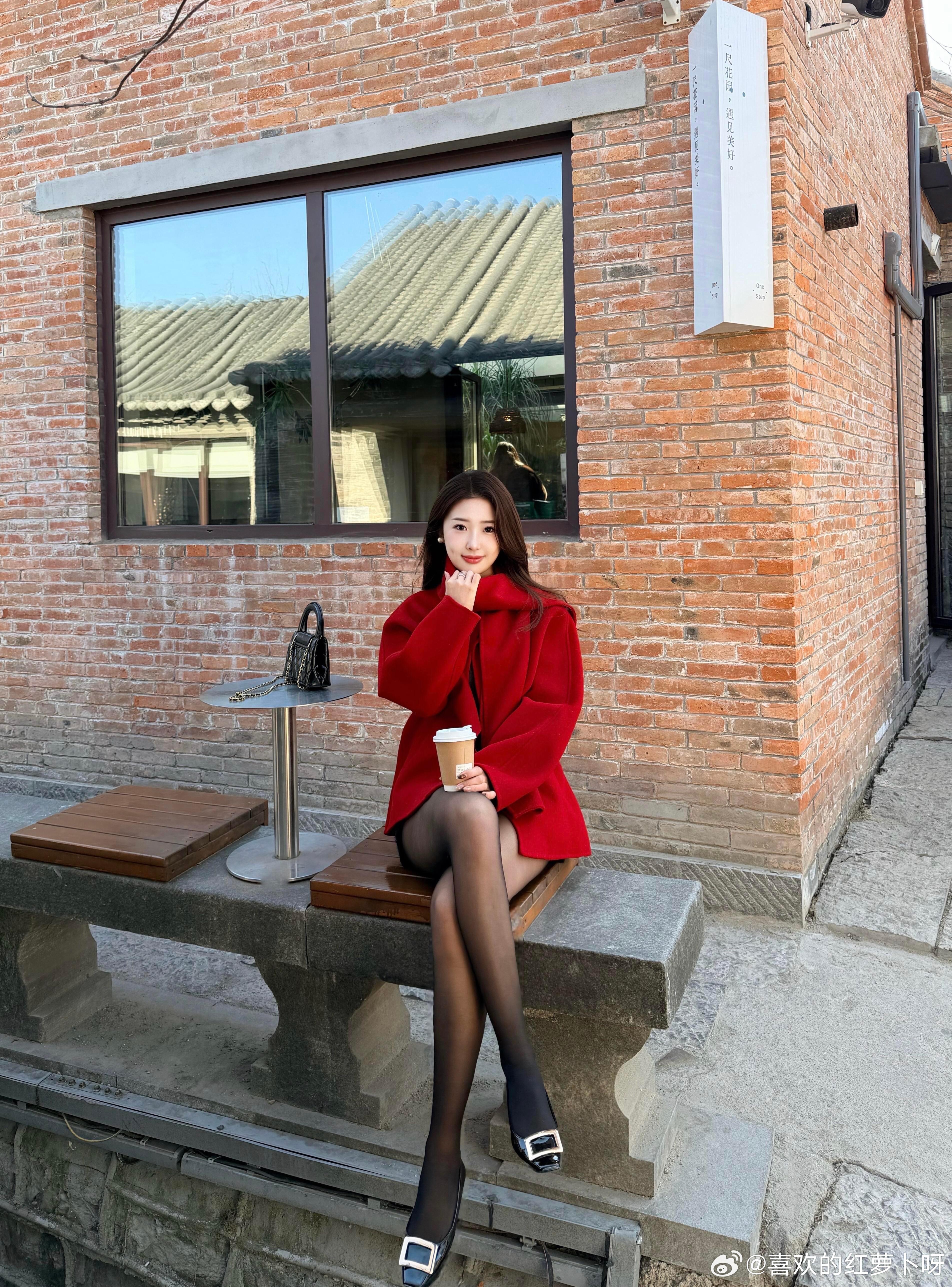 红与黑的色差美~