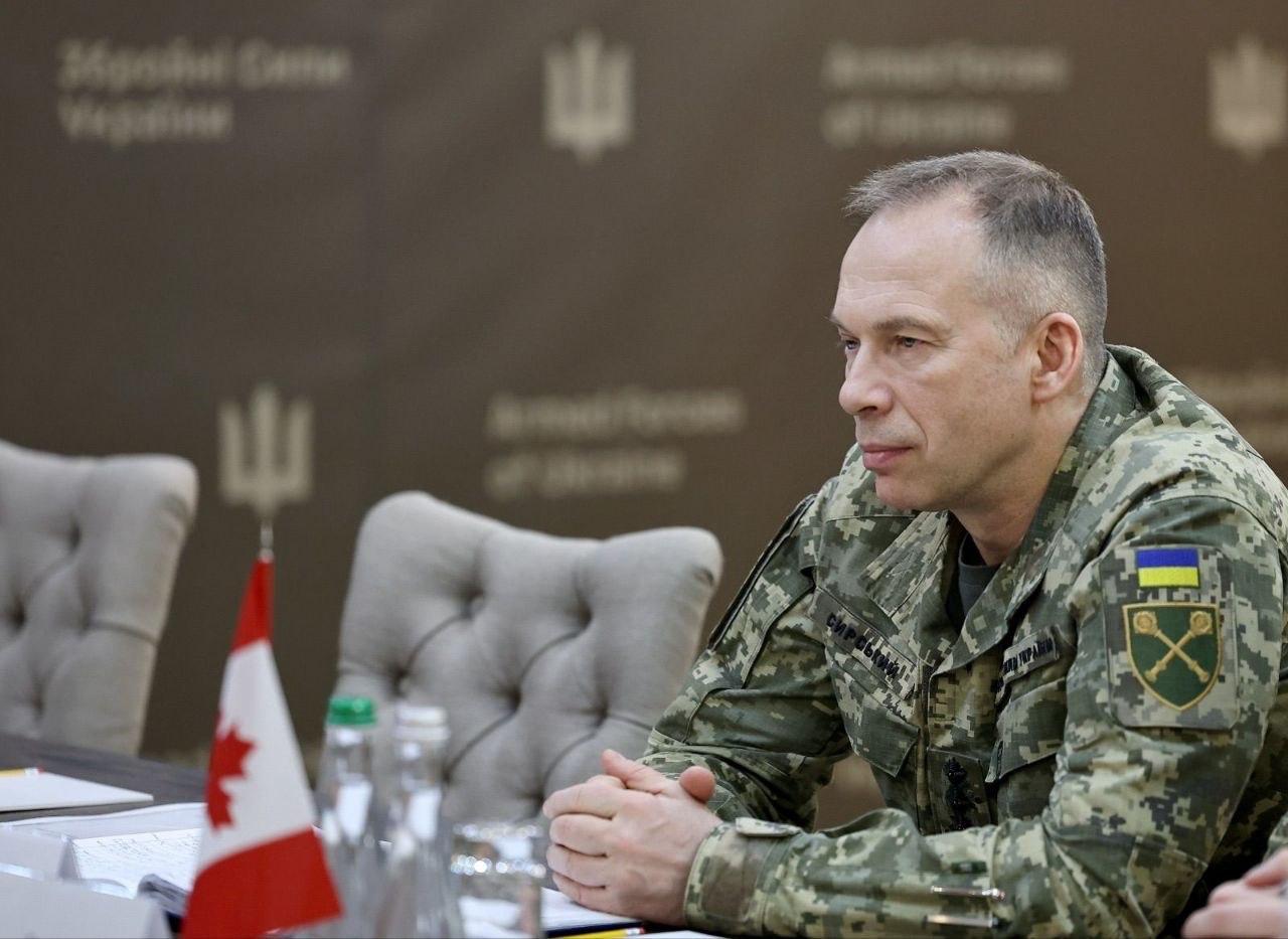 乌克兰总司令西尔斯基4月26日说，俄军几乎在整个前线都加强了进攻，顿涅茨克多个方