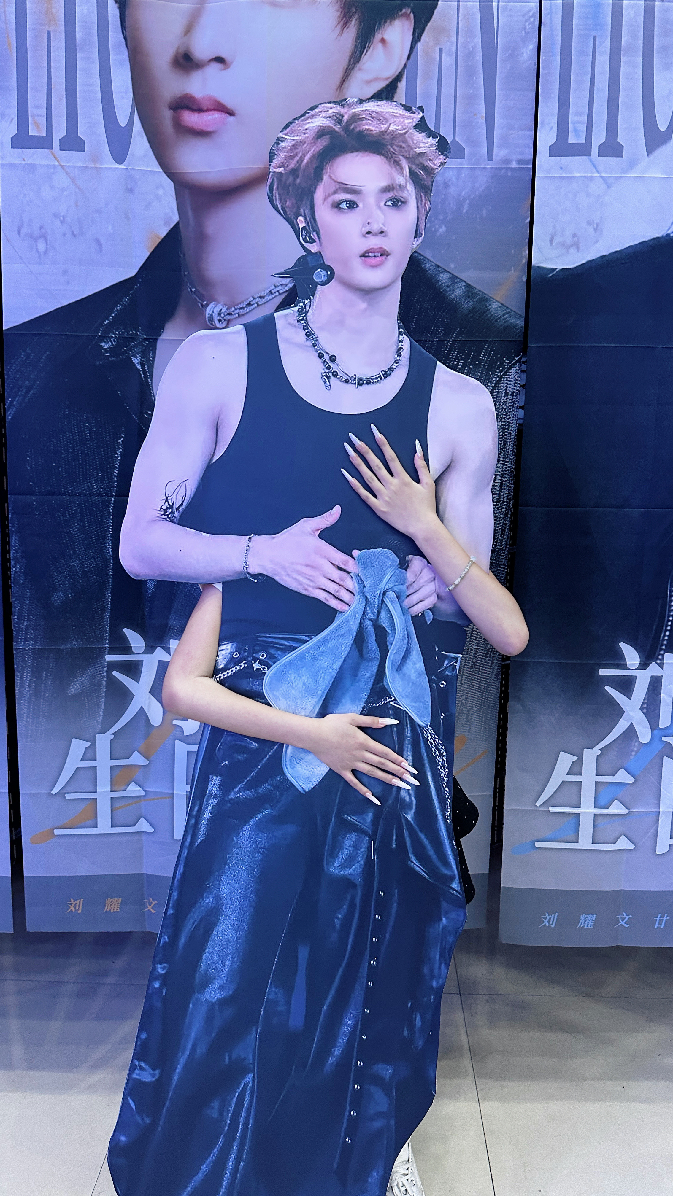 [爱心][滑稽笑][滑稽笑]​​​