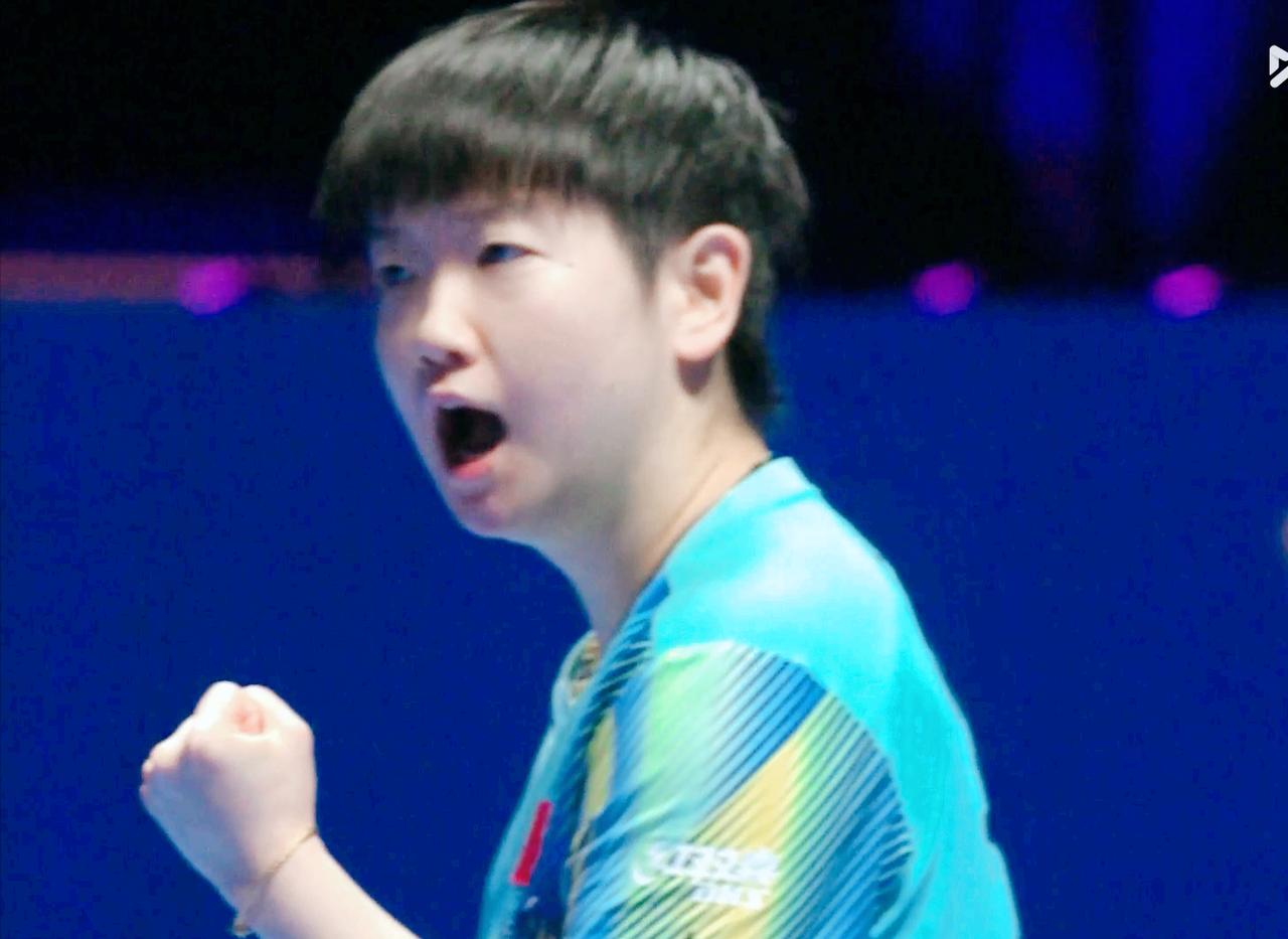 侯英超嘶吼：最强版孙颖莎，给我出来！前六局两人打成了3:3平，决胜局开