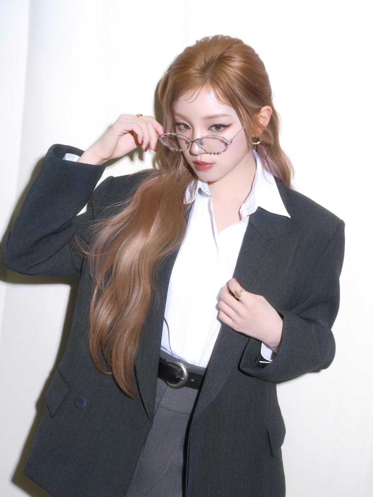 宋老师[滑稽笑]宋雨琦