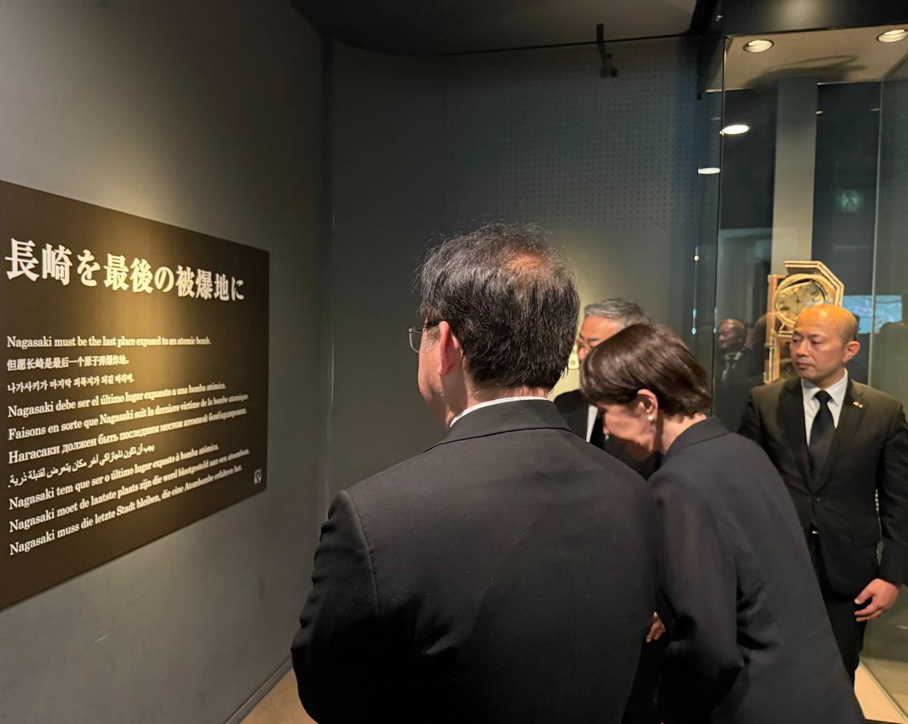 8月9号，日本首相高市早苗在参加完长崎核爆81周年的纪念活动之后，还参观了长崎的