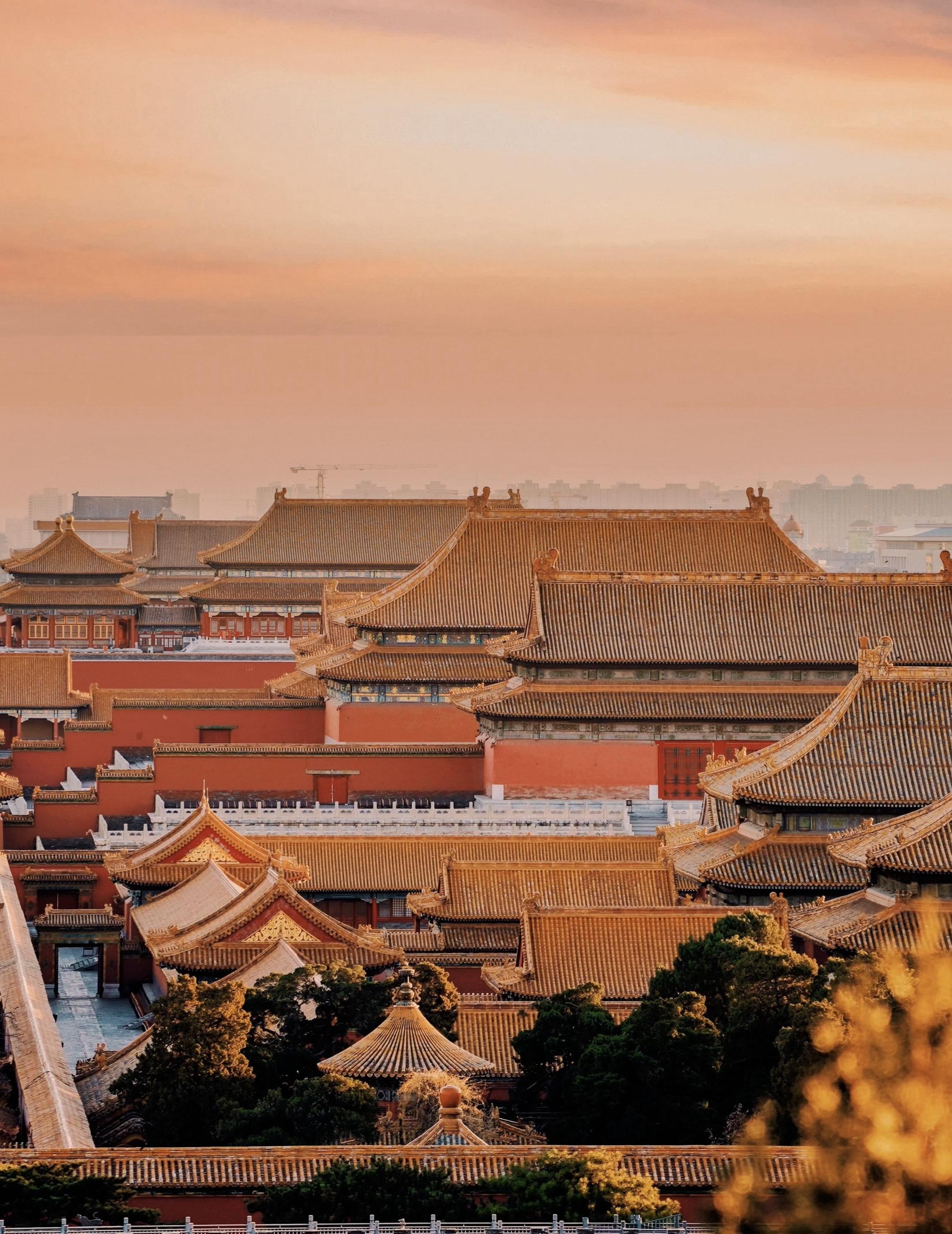 俯瞰北京城绝美夕阳🌇这大概是我在北京花的最值的两块钱❗️。特别喜欢北...