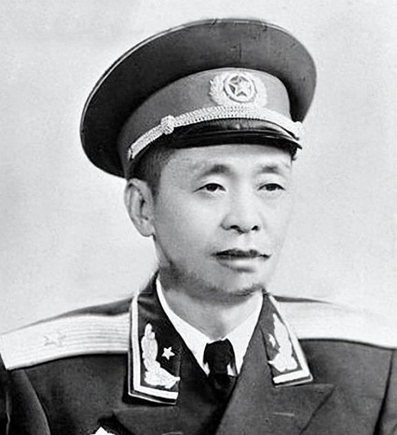 1957年，开国少将甘祖昌请求总政：“我脑袋有伤，不适合当官，想回老家，去当农