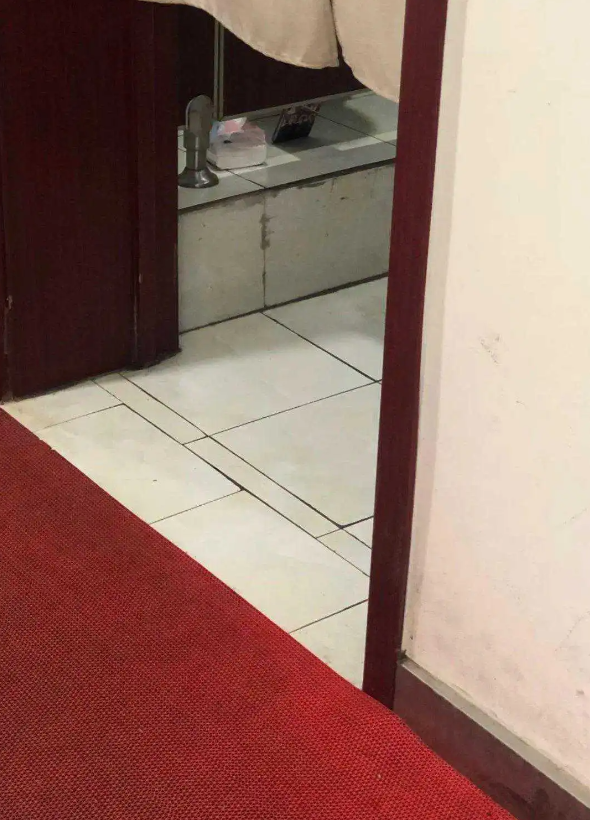这就是女厕所排队的原因