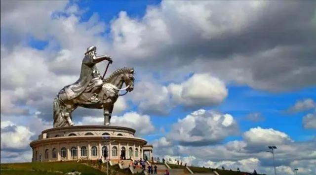 中国存在“两大威胁”，一个是台湾，另一个比台海问题更严重。当大多数人把目光集中在