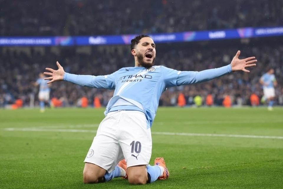 谢尔基，只要他自己不作妖，就是未来几年最好的10号！曼城还阳，不是因为罗德里复