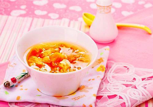 宝宝6个月后究竟何时下才能添加辅食? 说说你所不知道的辅食知识