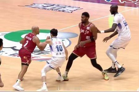 浙江稠州金租男篮附加赛取得开门红，CBA季后赛附加赛首轮继续进行，浙江稠州金租男