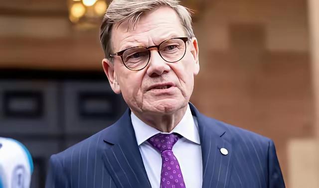 一位德国人称这次德国的外交孤立,完全是咎由自取一个德国媒体人痛斥德国外长瓦德富