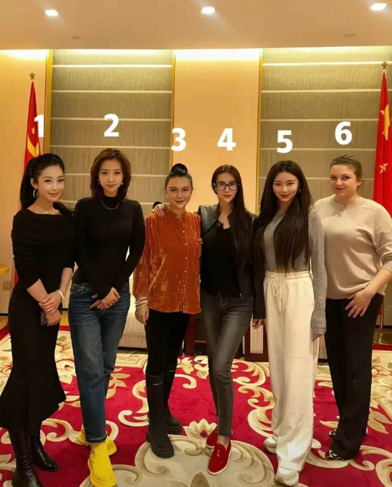 如果彩礼都是一样，我敢保证，男人都选一号吧？