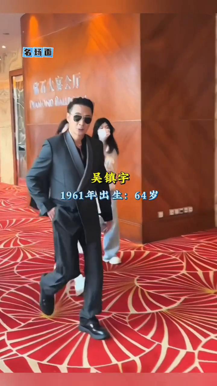 60岁以上香港演员演过很多经典的影视，如今都老了。·方中信，1955年出生：7