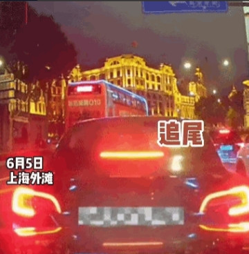 上海，一辆从外地来的车，不慎追尾一辆本地车，本地车主下车一看，发现外地车上贴满了