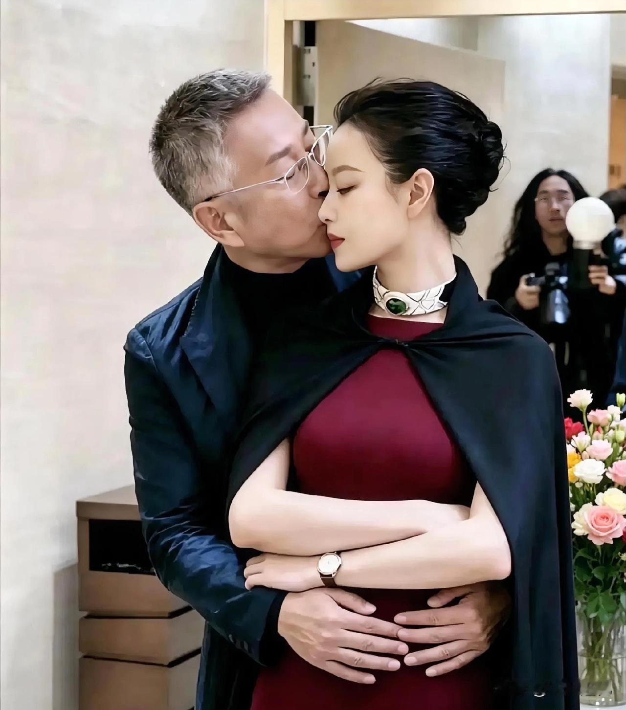 男人见过世面的，六个特征:1.见大人物，不胆怯。2.见漂亮女子，不自卑。3