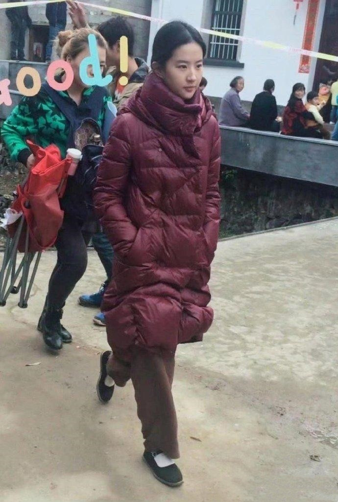 连天仙刘亦菲都救不了的穿搭，真是土掉渣了