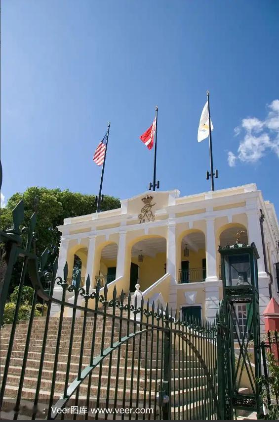 立陶宛起码只是在台海和俄乌问题上选边站，丹麦倒好，直接在主权核心问题上，和美国刺